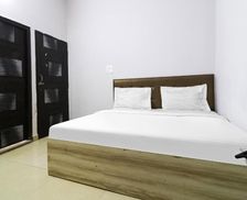 India Haryana Faridabad vacation rental compare prices direct by owner 18946627