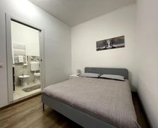 Italy Lombardy Bergamo vacation rental compare prices direct by owner 36273799