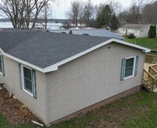 United States Michigan Eau Claire vacation rental compare prices direct by owner 36480262