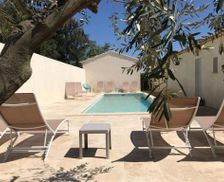 France Gard Arpaillargues-et-Aureillac vacation rental compare prices direct by owner 23698663