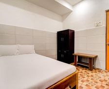 India Maharashtra Ulhasnagar vacation rental compare prices direct by owner 13822779