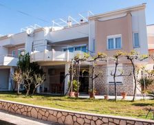 Croatia Pag Island Novalja vacation rental compare prices direct by owner 6317755