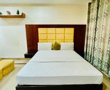 Pakistan Punjab Multan vacation rental compare prices direct by owner 13493630