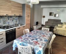 Italy Sicily Portopalo vacation rental compare prices direct by owner 35070224