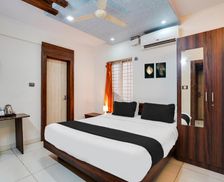 India Karnataka Yelahanka vacation rental compare prices direct by owner 35375097