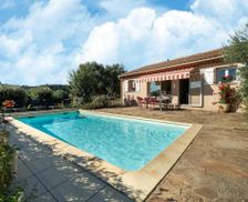 France Languedoc-Roussillon Roquebrun vacation rental compare prices direct by owner 8484455