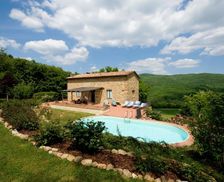 Italy Tuscany Radicondoli vacation rental compare prices direct by owner 25866083