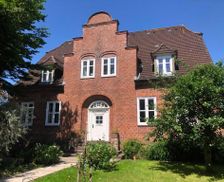 Germany Nordfriesland Niebüll vacation rental compare prices direct by owner 10324642