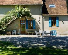 France Auvergne-Rhône-Alpes Souvigny vacation rental compare prices direct by owner 19625871