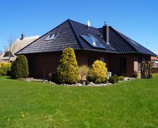 Germany Rügen Wiek vacation rental compare prices direct by owner 4941989