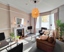 United Kingdom Isle of Wight Shanklin vacation rental compare prices direct by owner 4890914