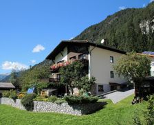 Austria Tyrol Pettneu am Arlberg vacation rental compare prices direct by owner 13811794