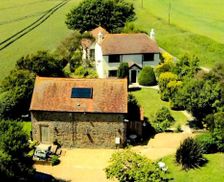 United Kingdom West Sussex Chichester vacation rental compare prices direct by owner 14166851