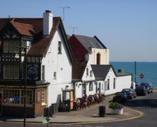 United Kingdom Kent Folkestone vacation rental compare prices direct by owner 14625045