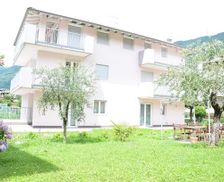 Italy Trentino-Alto Adige Arco vacation rental compare prices direct by owner 4189132