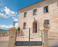 Italy Marche Sassoferrato vacation rental compare prices direct by owner 14225465