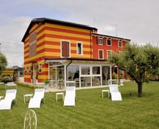 Italy Veneto Sommacampagna vacation rental compare prices direct by owner 13789008