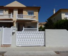 Spain Valencia Community Puebla de Vallbona vacation rental compare prices direct by owner 13939234