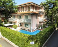 Italy Emilia-Romagna Riccione vacation rental compare prices direct by owner 4235239