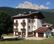 Italy Veneto Borca di Cadore vacation rental compare prices direct by owner 14149469