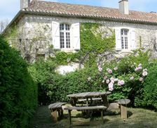 France Lot Sérignac vacation rental compare prices direct by owner 13769360