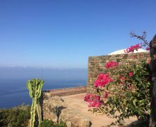 Italy Pantelleria Island Scauri vacation rental compare prices direct by owner 4029244