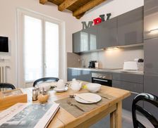 Italy Lombardia Milano vacation rental compare prices direct by owner 18289324