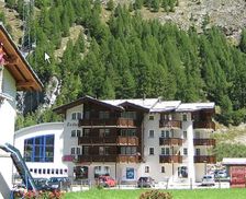 Switzerland Canton of Valais Saas-Grund vacation rental compare prices direct by owner 14875830