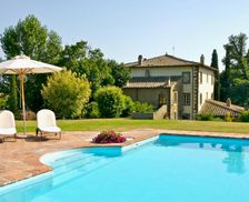 Italy Tuscany Cortona vacation rental compare prices direct by owner 14130599