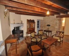 France Pays de la Loire Saint-Martin-Lars-en-Sainte-Hermine vacation rental compare prices direct by owner 14117000