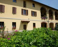 Italy Lombardy Vittuone vacation rental compare prices direct by owner 13913939