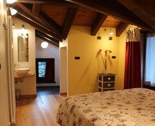 Italy Valle d'Aosta Brusson vacation rental compare prices direct by owner 16396391