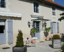 France  Amberre vacation rental compare prices direct by owner 12993462