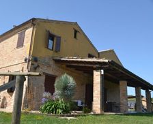 Italy Marche Cossignano vacation rental compare prices direct by owner 13751166