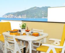 Italy Riviera di Levante Moneglia vacation rental compare prices direct by owner 4945401