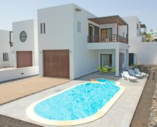 Spain Lanzarote Costa Teguise vacation rental compare prices direct by owner 27180372