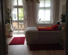 Germany Brandenburg Berlin vacation rental compare prices direct by owner 13693278