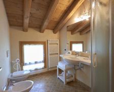 Italy Veneto Giavera del Montello vacation rental compare prices direct by owner 14153119