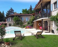 France Auvergne Villeneuve-dʼAllier vacation rental compare prices direct by owner 6515859