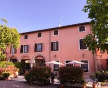 Italy Veneto Castelnuovo del Garda vacation rental compare prices direct by owner 14402186