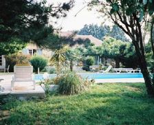 France Languedoc-Roussillon Pujaut vacation rental compare prices direct by owner 14639101