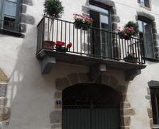 France Auvergne Saint-Amant-Tallende vacation rental compare prices direct by owner 13576625