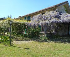 Italy Piedmont Cossano Belbo vacation rental compare prices direct by owner 13811503