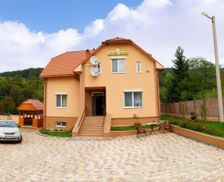 Ukraine Transcarpathia Sinyak vacation rental compare prices direct by owner 13631989