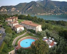 Italy Lombardy Iseo vacation rental compare prices direct by owner 14666896