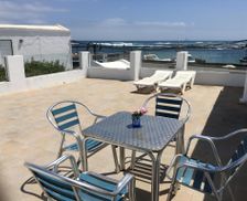 Spain Lanzarote Órzola vacation rental compare prices direct by owner 15235546