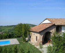 Italy Piedmont Calamandrana vacation rental compare prices direct by owner 13980575