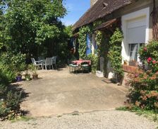 France Pays de la Loire Vivoin vacation rental compare prices direct by owner 13616963