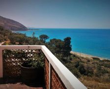 Italy Sicily Castel di Tusa vacation rental compare prices direct by owner 19753069