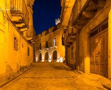 Italy Sicily Montalbano Elicona vacation rental compare prices direct by owner 14159348